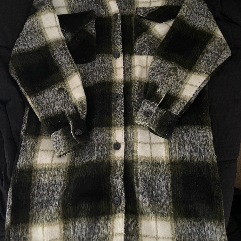 Steve Madden Olive Green & Cream Plaid Teddy Shacket